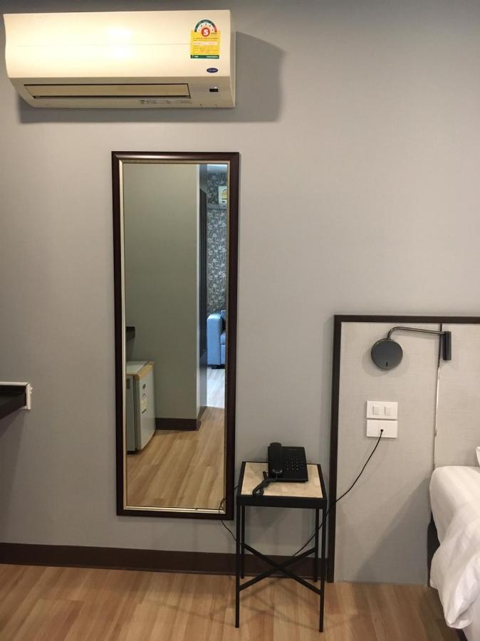 Ywca Hotel Bangkok Eksteriør bilde