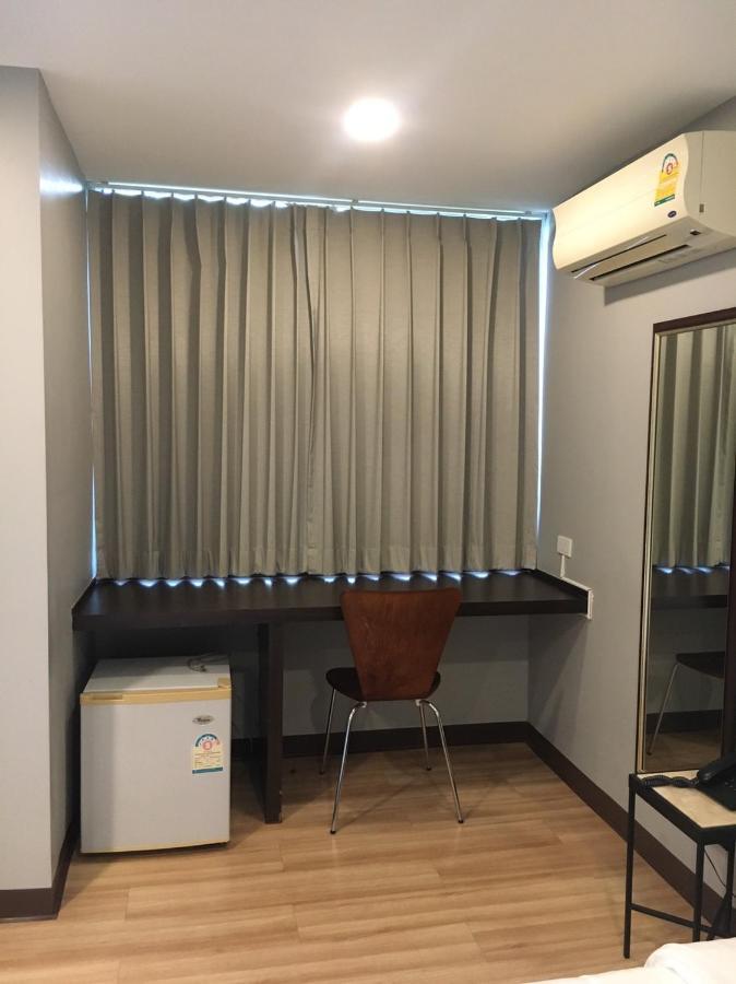 Ywca Hotel Bangkok Eksteriør bilde